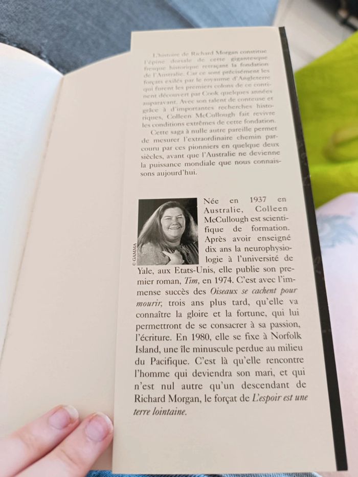 L'espoir est une terre lointaine - Colleen McCullough - photo numéro 3
