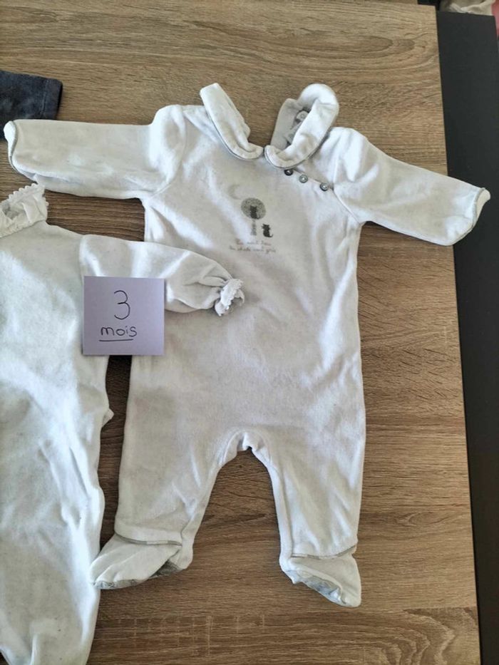 Lot de 3 pyjamas - Taille 3 mois - photo numéro 3