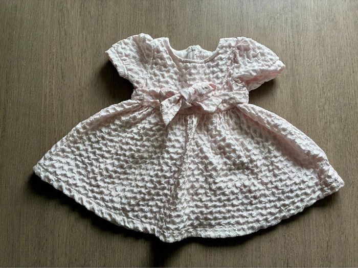 Robe rose pale taille 86