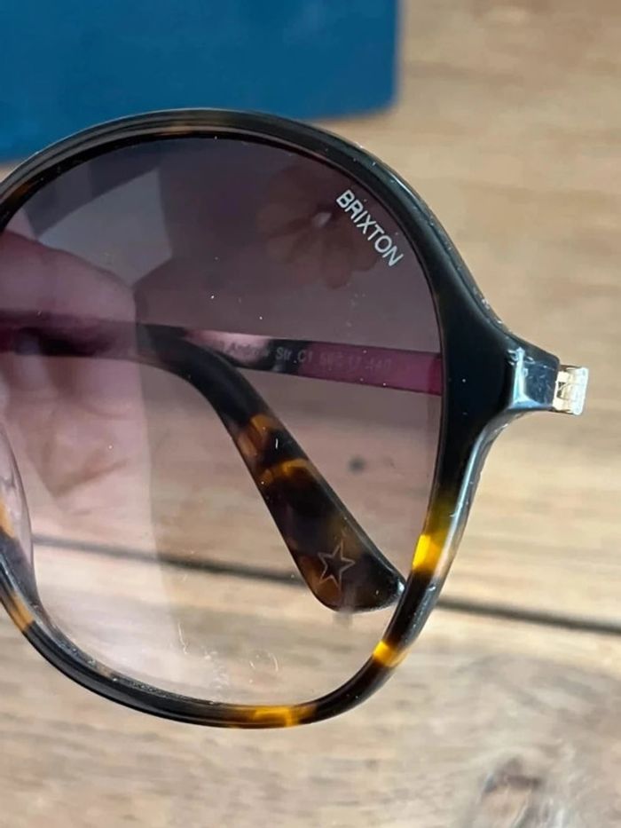 Paire de lunette de soleil Brixton - photo numéro 3
