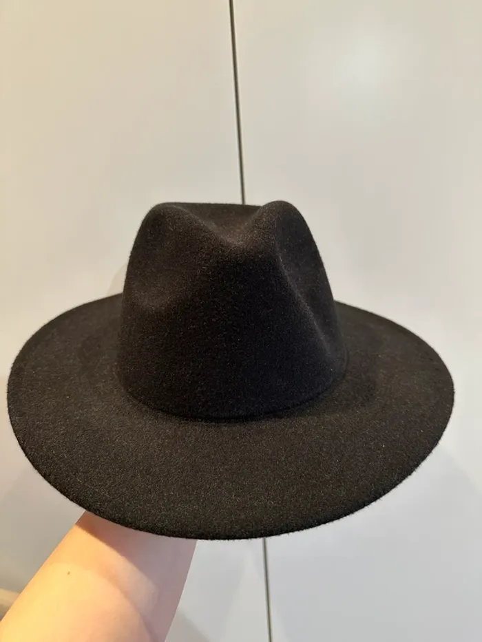 Chapeau noir en feutre - photo numéro 2