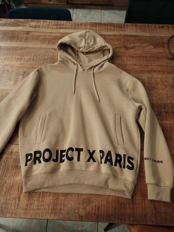 Pull à capuche