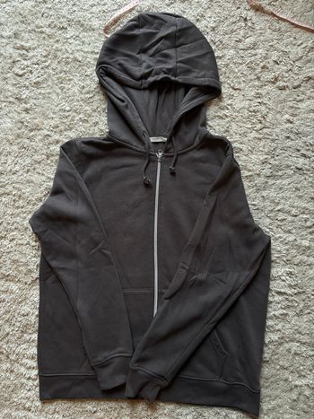 sweat à capuche gris 