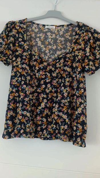 Haut fleuri