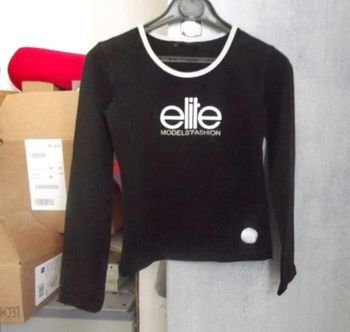 tee shirt noir manches longues 4 / 6 ans