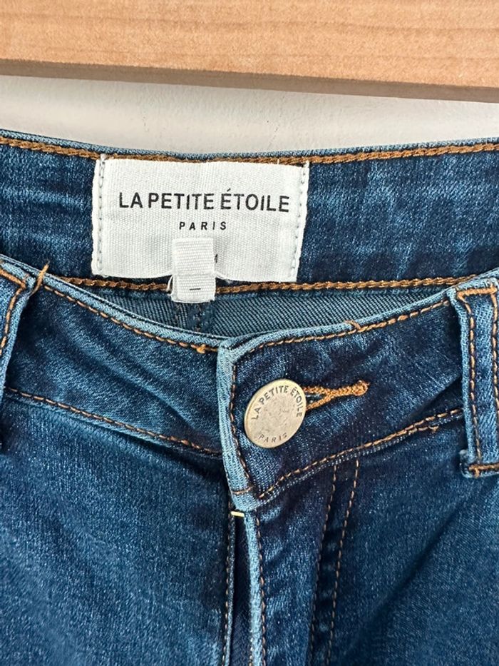 Jean bleu - photo numéro 4