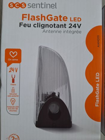 Feu clignotant led antenne intégrée
