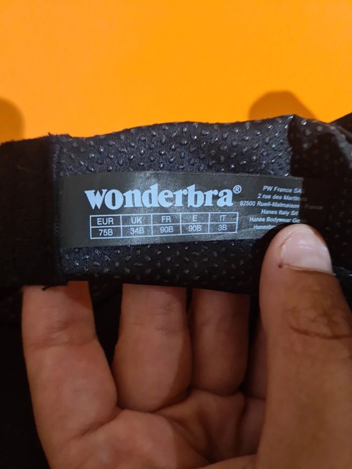 Soutien gorge marque wonderbra - photo numéro 4