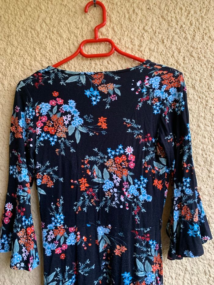 Robe à fleurs Dorothy Perkins taille 36 - photo numéro 9