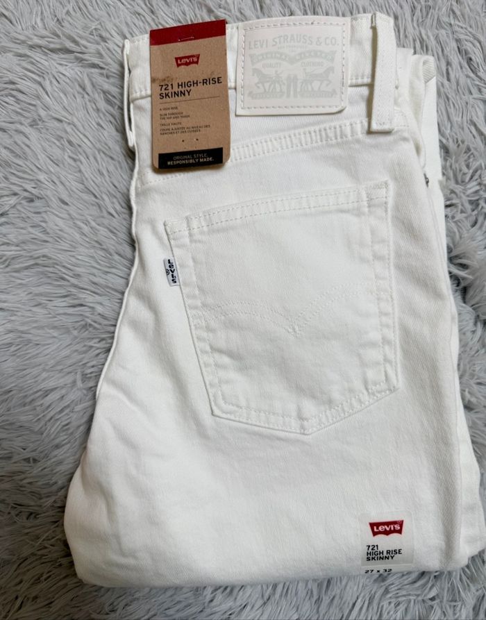 Jean Levi’s 721 High-Rise Skinny – Taille 27/32 – blanc crème – Neuf avec étiquette - photo numéro 10