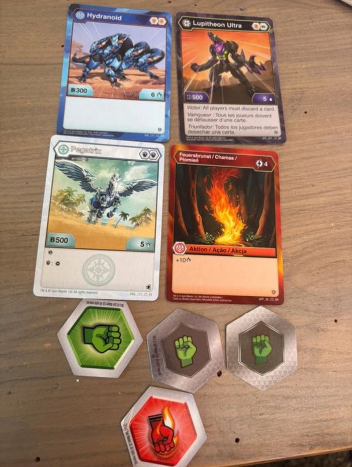 Lot 8 Bakugans avec cartes jeux + jetons - photo numéro 8