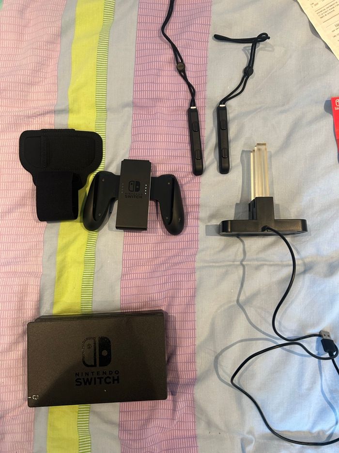 Nintendo switch neuve avec 3 jeux - photo numéro 4