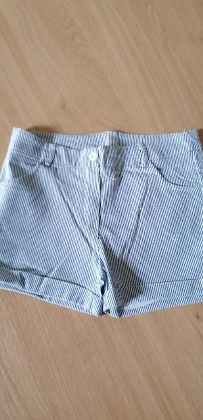 Short rayé