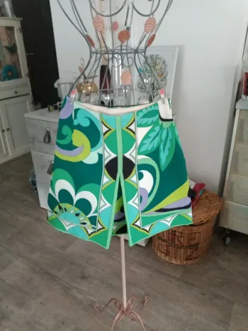 Mini jupe Zara style année 70