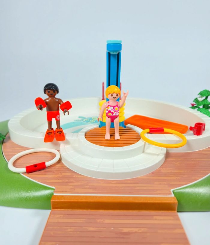 Playmobil Famille à la piscine - photo numéro 4