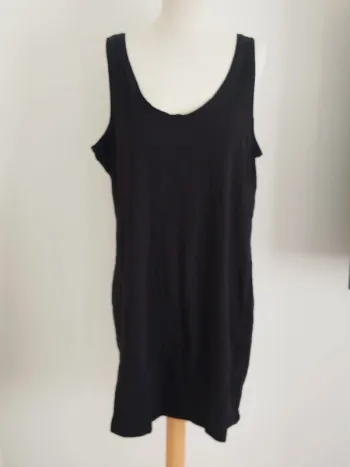 Débardeur noir Kiabi taille 44