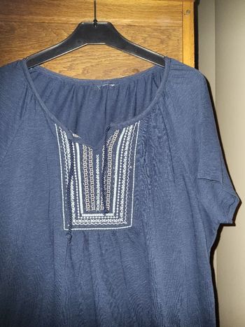 tunique marine avec broderies et perles t 42