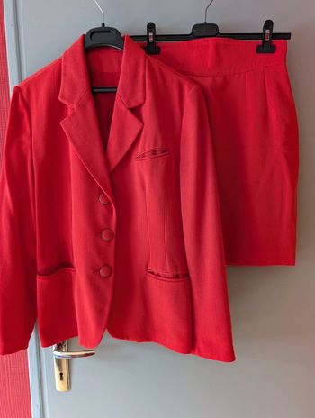 Ensemble tailleur jupe