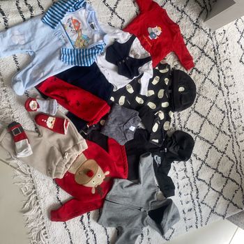 Lot de vêtements hiver/ noel/ Halloween