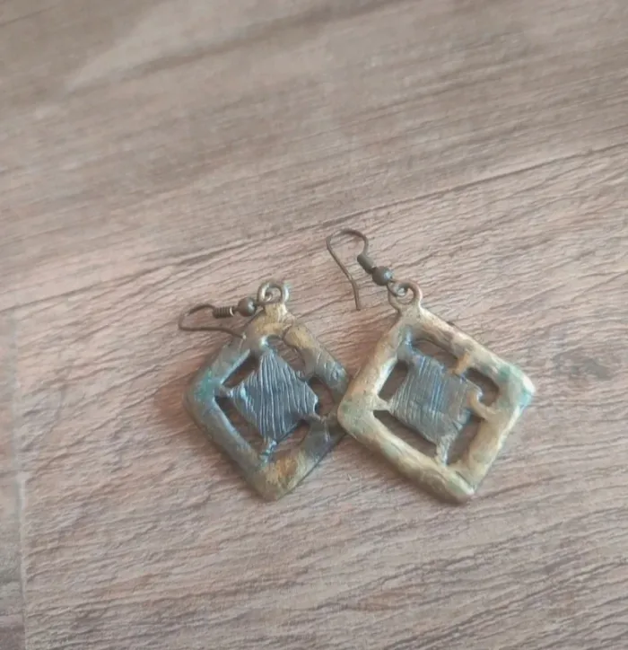 Boucles d'oreilles pendantes - photo numéro 2