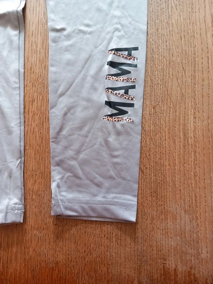 🌸pantalon legging elasthan gris Neuf 9ans - photo numéro 2