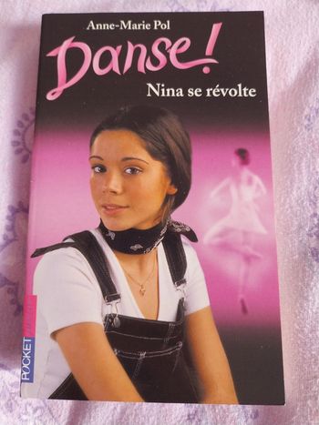 Livre danse tome 12 Nina se révolte