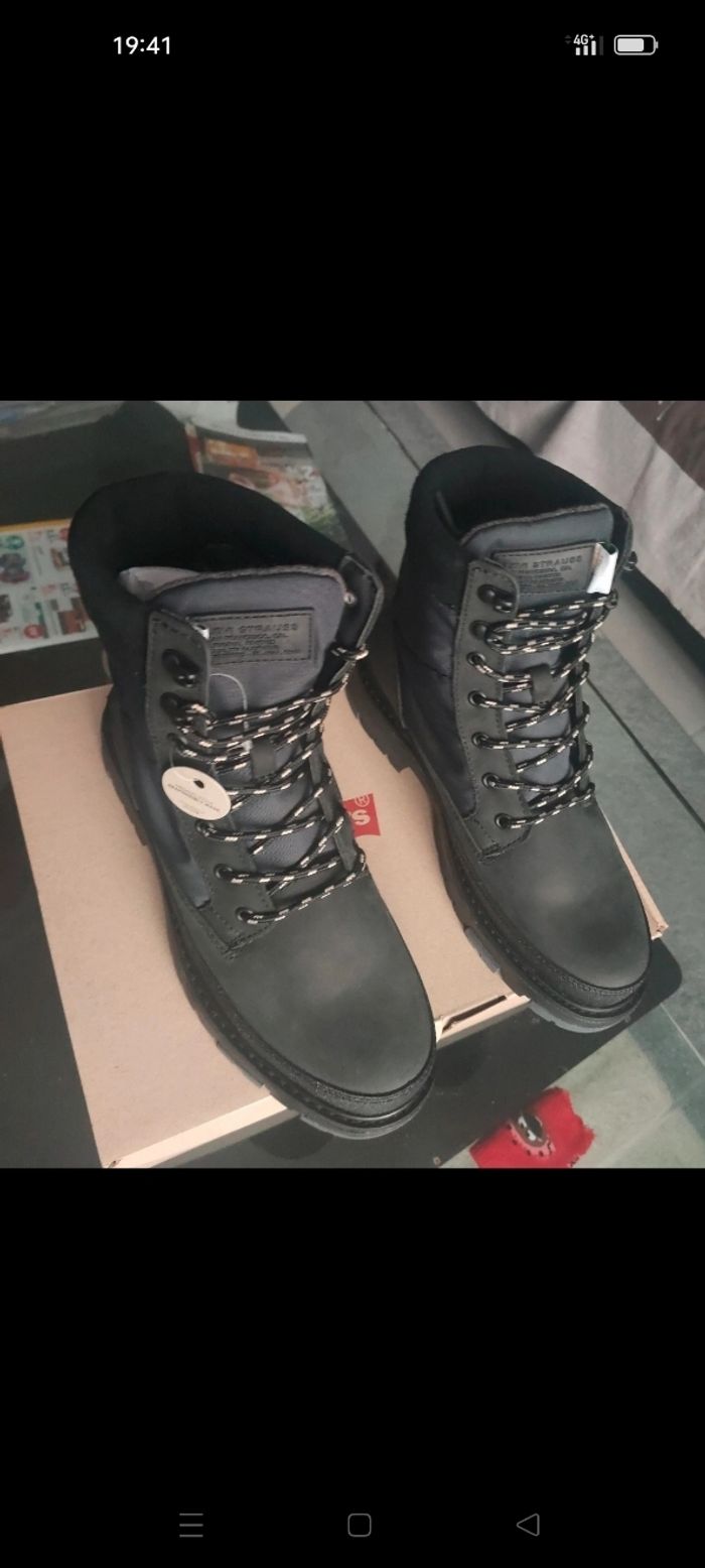 Chaussures Montantes Levi's P44 - photo numéro 3