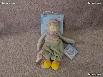 Doudou Plat Chat Vert Gris Les Pachats Attache Tétine Moulin Roty Neuf
