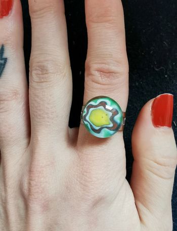 Petite bague fantaisie