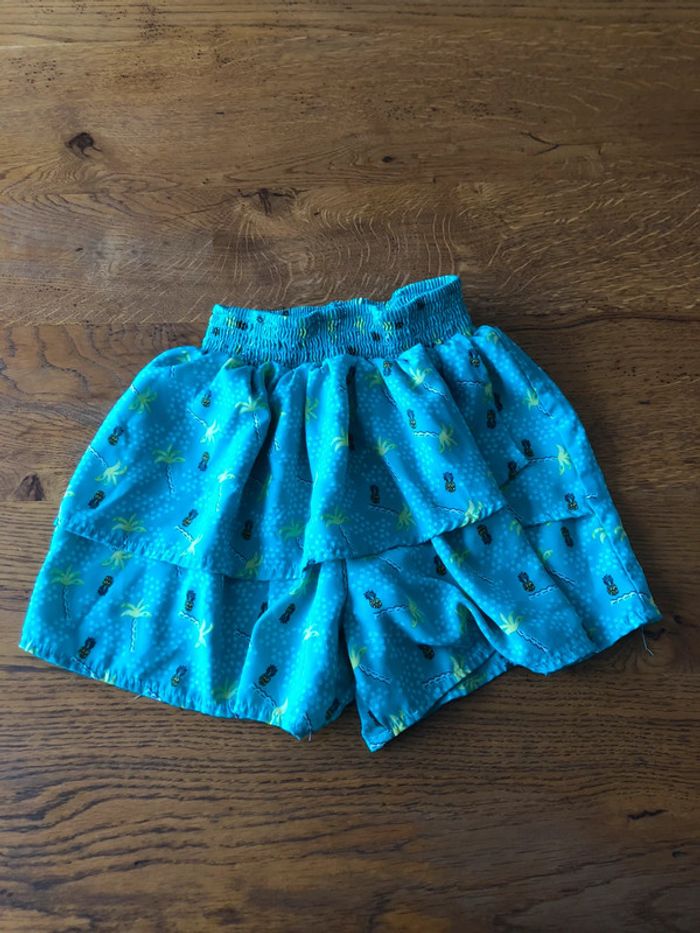 Short 4 ans