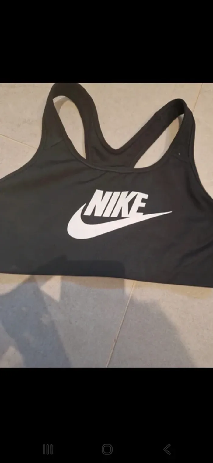 Brassiere nike taille s / 85b ou 85c neuf sans étiquette - photo numéro 5