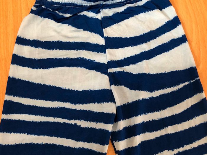 Beau legging fluide à rayures bleues T. 8 ans fille Neuf avec étiquette - photo numéro 4