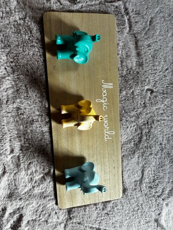 Porte manteau enfant