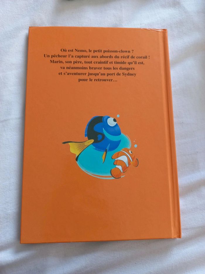 Lot de 3 livres du club juniors mickey, le monde de nemo,ambi et les 102 dalmatiens - photo numéro 7