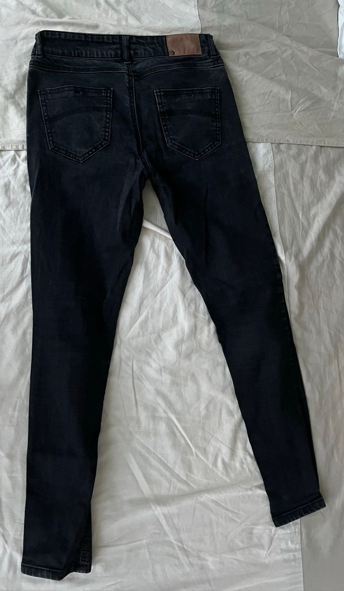 2 pantalons kiabi taille 36 - photo numéro 7