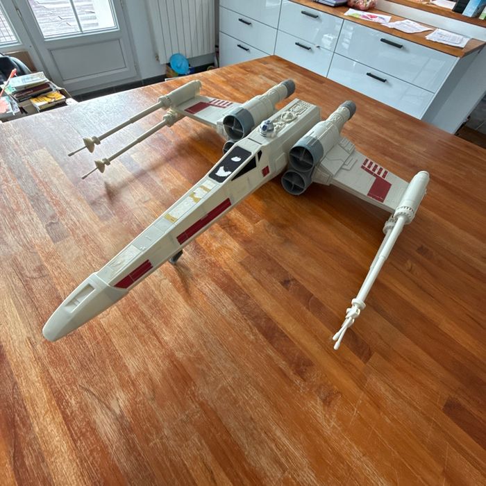 Hasbro - Star Wars Rebels X-Wing Fighter Hero Series épisode IV UN NOUVEL ESPOIR