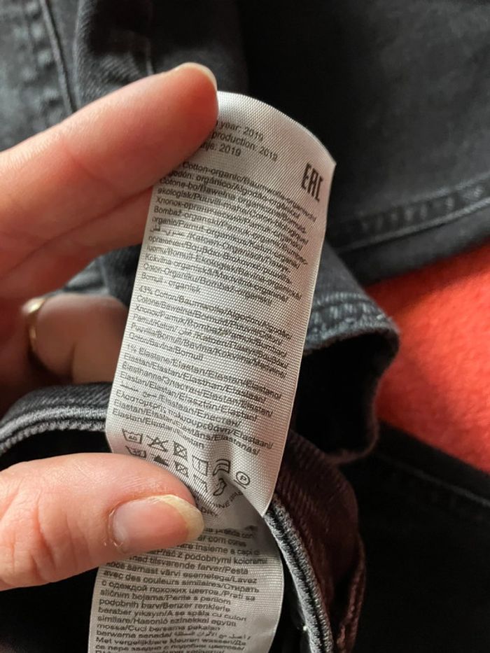 Jeans gris foncé taille haute Vero Moda taille 27/32 très bon état - photo numéro 5