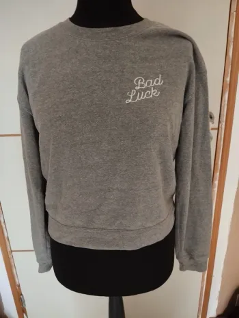 Pull taille L pull & bear