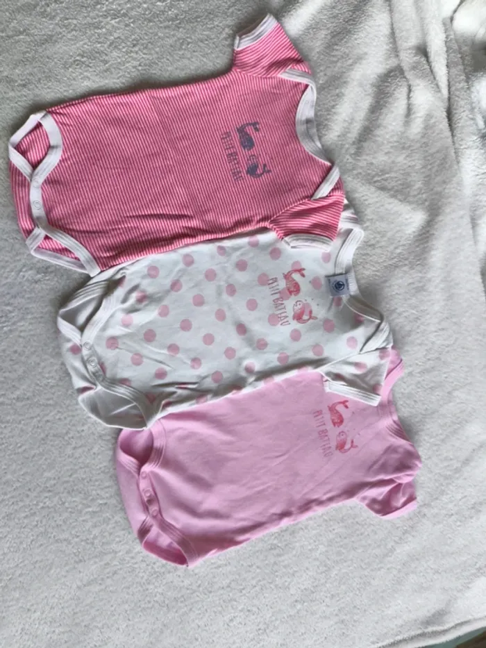 Lot petit bateau 3 mois - photo numéro 2
