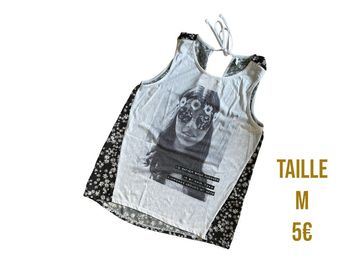 Top épaules dénudées avec fleurs Only taille M très bon état