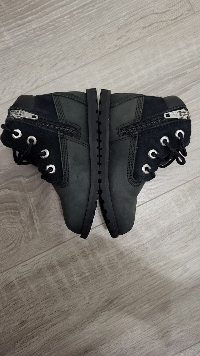 Bottines timberland comme neuf - photo numéro 3