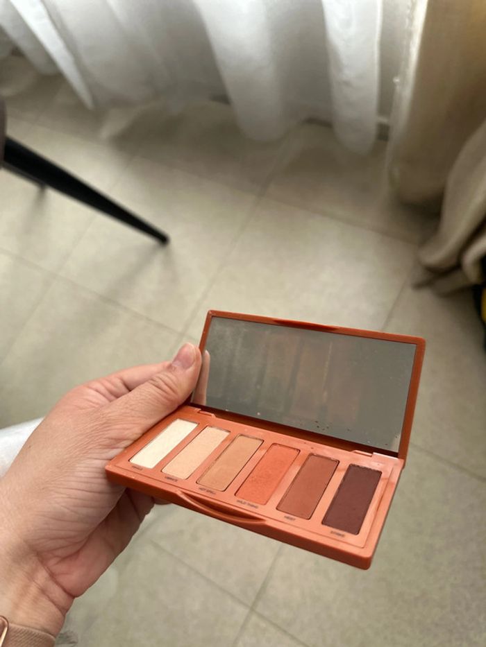 Palette maquillage Naked petite heat - Urban Decay - photo numéro 5