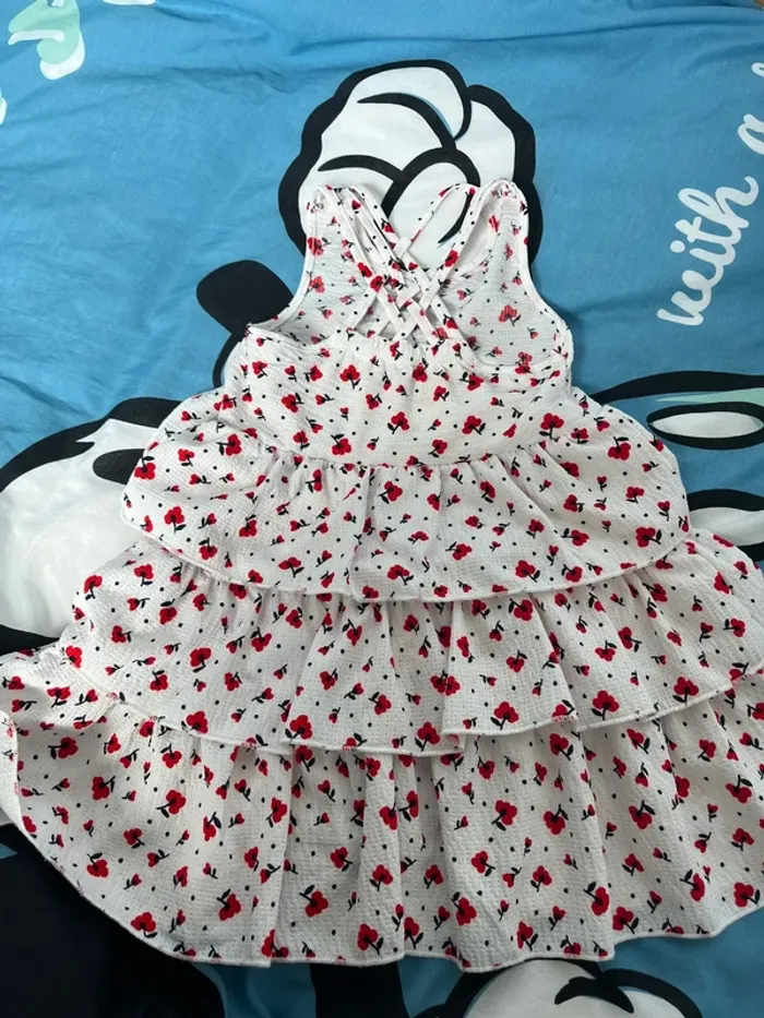 Robe fille 5 ans - photo numéro 3