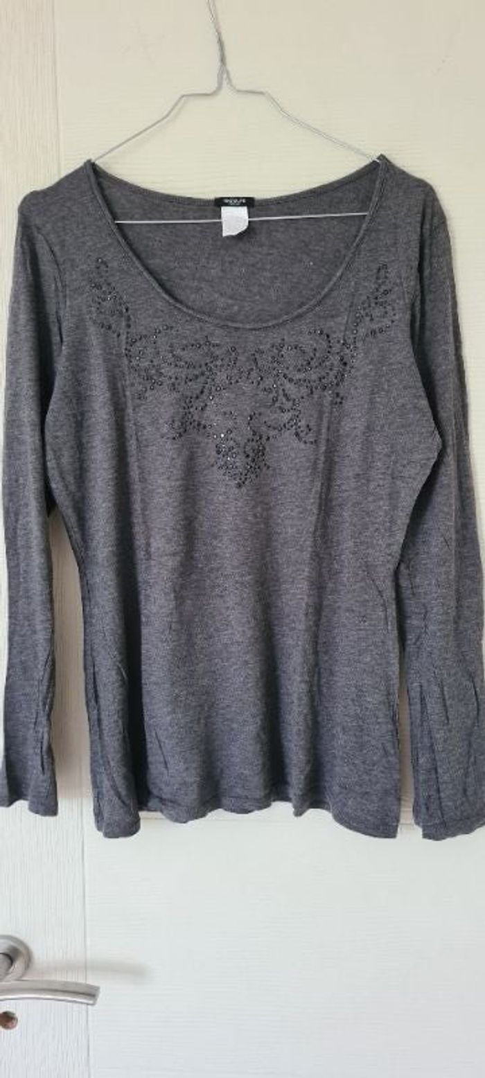 Tshirt ML gris à strass