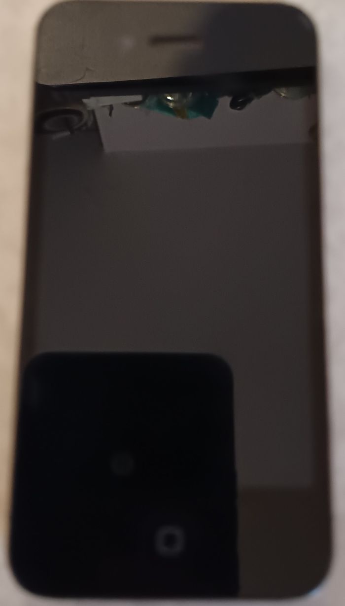 iPhone 4 en excellent état esthétique