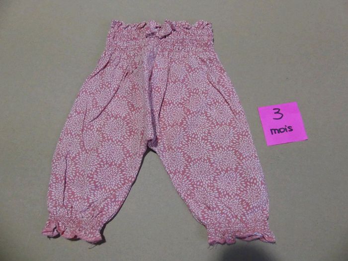 Lot 3 sarouels bébé fille 3 mois kiabi neuf léger été fluide rose pois noir bleu fleurs - photo numéro 4