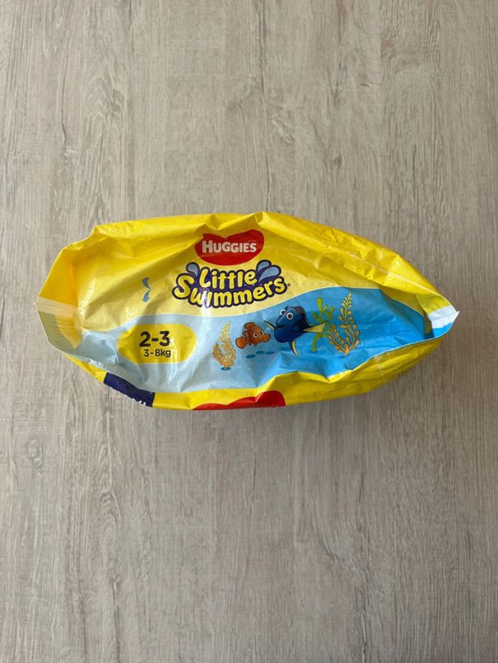 Couche de bain neuves Huggies - photo numéro 2