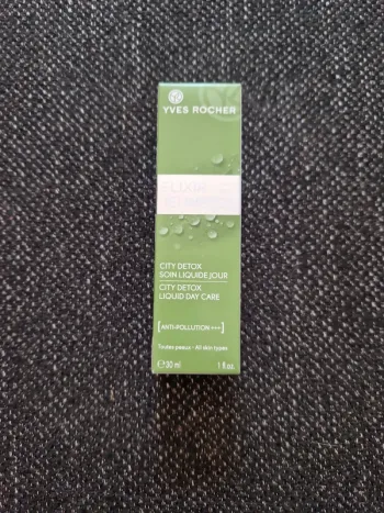 Elixir jeunesse, anti pollution. yves rocher 30ml neuf