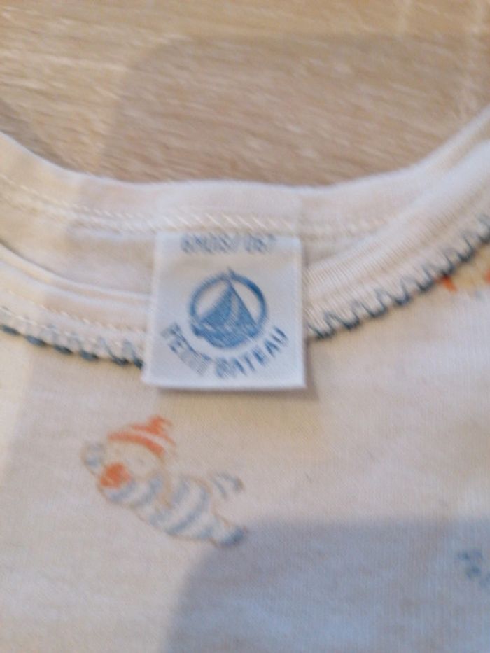 4 bodies - photo numéro 5