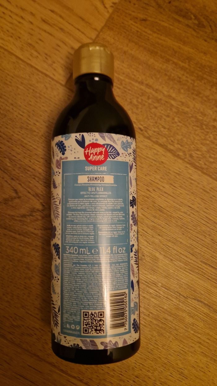 Shampoing bleu - photo numéro 2